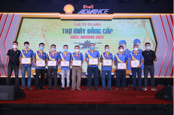 Tìm hiểu thông tin chi tiết cuộc thi Tìm kiếm thợ máy đẳng cấp - Shell Advance 2022 và danh sách top 50 thợ máy lọt vào vòng chung kết  tại đây, fanpage Shell và cộng đồng Master Class - Tôi là thợ máy.