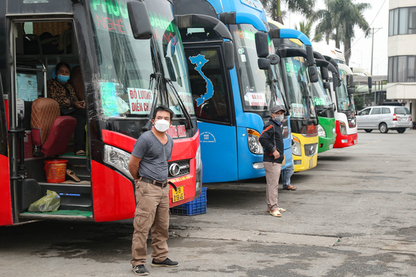 Giá xăng dầu tăng, Bộ Giao thông vận tải kiến nghị Thủ tướng giải pháp hỗ trợ doanh nghiệp vận tải - Ảnh 1.