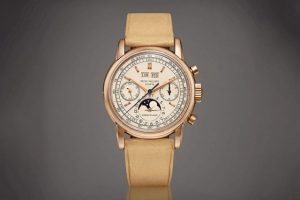 Đồng hồ Patek Philippe vàng hồng cổ điển được đấu giá kỷ lục hơn 7 triệu USD - Ảnh 1.