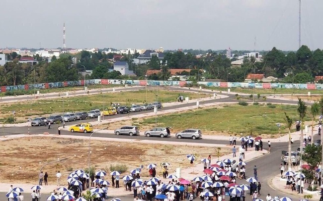 Loại bỏ "đầu cơ", phát triển thị trường bất động sản