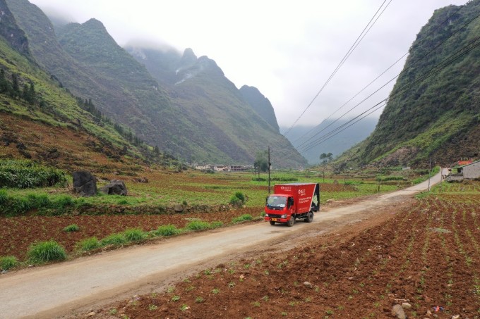 Khu vực miền núi phía Bắc nhiều tiềm năng giao thương với các cửa khẩu tiếp giáp Lào, Trung Quốc... tạo cơ hội phát triển ngành logistics. Ảnh: BEST Express