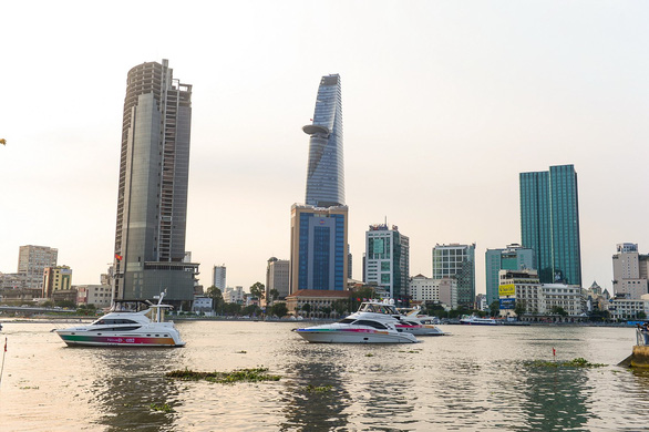 Tin sáng 30-5: Giá xăng có thể tăng tiếp lập đỉnh mới? Hãng bay lo phải ngừng bay, vì sao? - Ảnh 3.