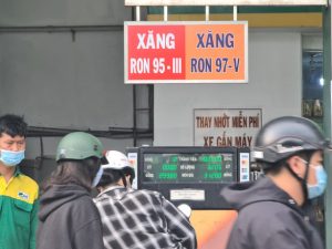 Xăng xịn được bán giá cao? - Ảnh 1.