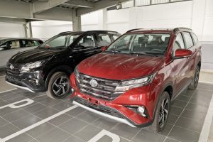 Toyota Rush lặng lẽ rút khỏi Việt Nam, nhường sân diễn cho Veloz Cross đấu Xpander - Ảnh 1.