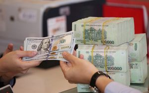 Giá USD giảm mạnh tại nhiều ngân hàng