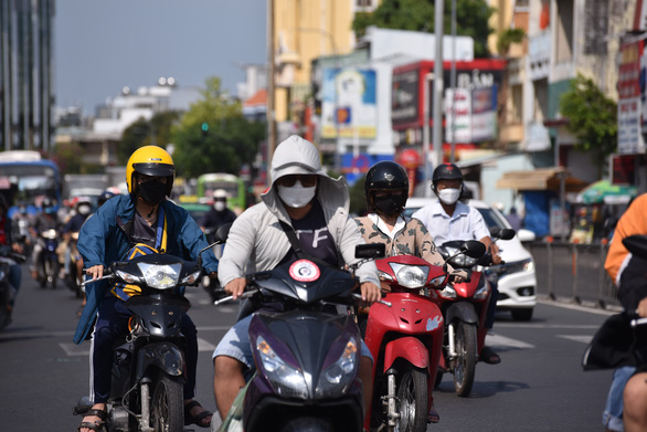 Tin sáng 6-6: Giá cám gạo cao chưa từng có; Trình Quốc hội 2 đường vành đai, 3 cao tốc - Ảnh 4.