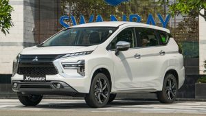 Mitsubishi Xpander 2022 cạnh tranh gay gắt Toyota Veloz Cross tại Việt Nam - 2 bom tấn MPV đọ option, giá bản tương ứng giống nhau từng xu - Ảnh 1.