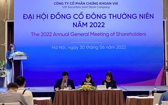 Chứng khoán VIX trả cổ tức 12%, 6% bằng tiền mặt và 6% bằng cổ phiếu