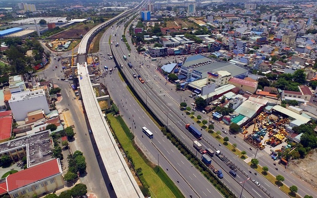 Hạ tầng giao thông mở lối, bất động sản Long An thu hút giới đầu tư