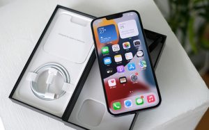 Dọn đường cho iPhone 14, giá iPhone đời cũ liên tục 'thủng' đáy