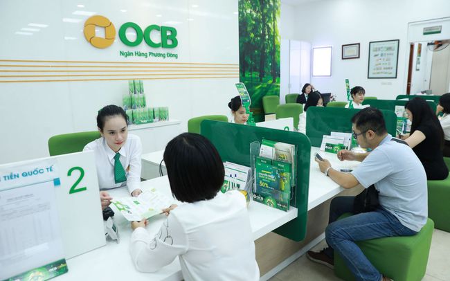 OCB triển khai chính sách rút trước hạn một phần tiền gửi